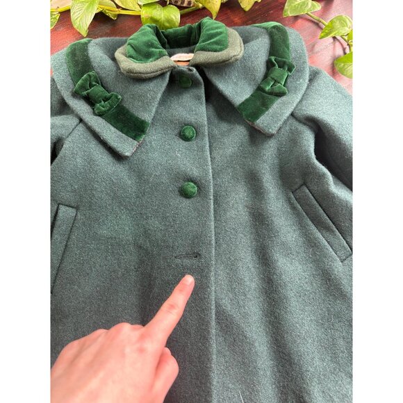Vintage children’s clothing toddler little girl Celebes60s coat - missing button - Picture 3 of 10